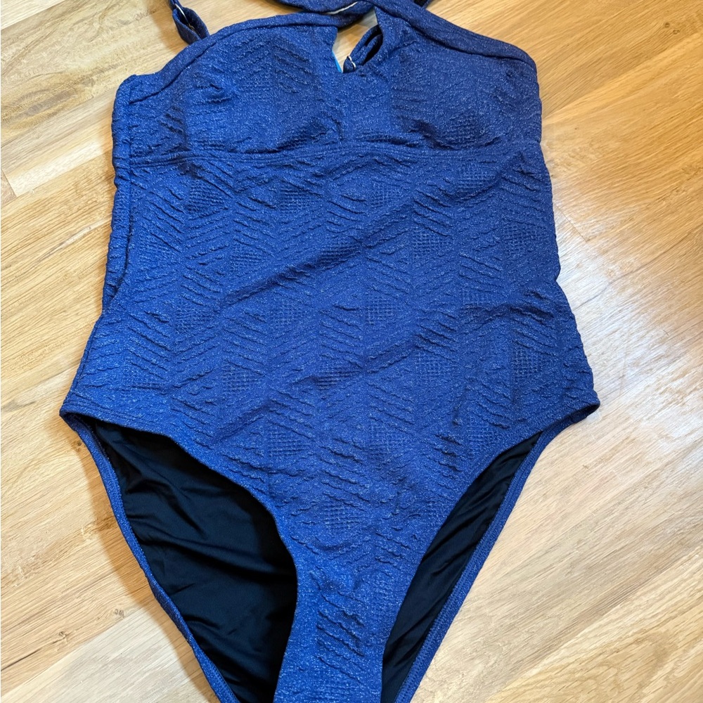 Cupshe Blue Textured One Piece Swimsuit